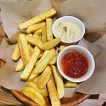 びっくりドンキー 福岡空港店 - 