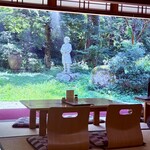 姫のそば ゆかり庵 - 店内からの風景①