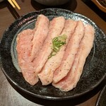 炭火焼肉　仁 - 