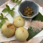 あじみ家 - ニンニクの丸揚げ