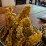 樹香 - 半穴子丼　穴子天2個、ピーマン、なす