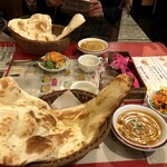 JYOTY - ブラウンカレーとマトンカレー？