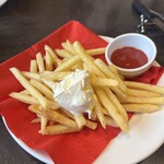 カルネジーオ ウエスト - 