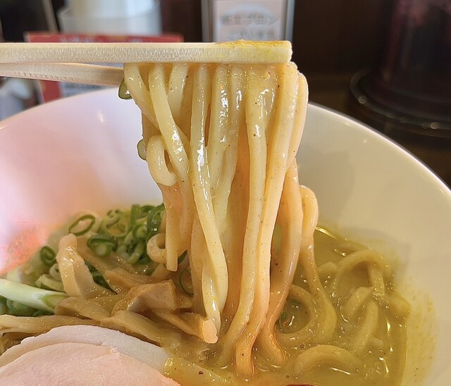 Ramen Issaku Neyagawa Ten photo 4