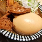 大衆酒場55 高田馬場店 - もつ煮込み(玉子付き) 込490円