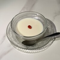 香港料理 盛記 銀座 - 杏仁豆腐