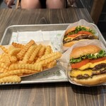 シェイクシャック 大丸心斎橋 - 