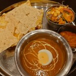 ナマステタージマハル - 料理写真:ランチセット　卵とひき肉カレー　ナンはガーリックナンに変更　飲み物付き