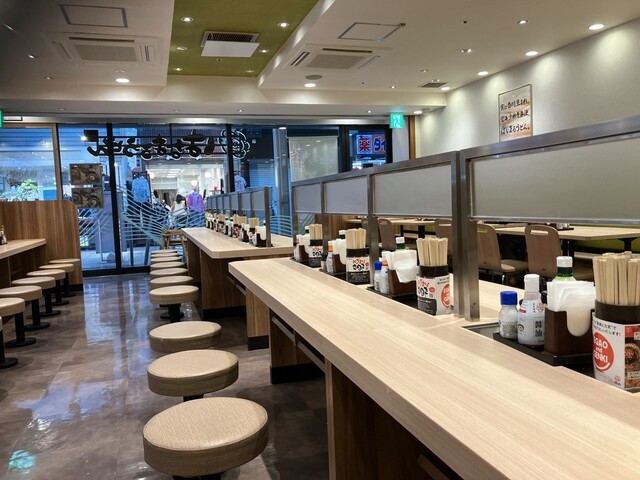 Hanamaru Udon Senba Shinsaibashi Suji Ten photo 4