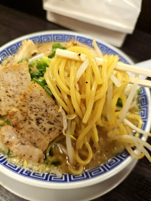 豪ーめん 秋田高陽店（GO MEN） - 泉外旭川（ラーメン）の写真