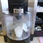 セブンイレブン - コーヒー製造機　アップ