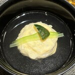 日本料理 なかのしま (リーガロイヤルホテル大阪) - 椀物　炙り鱧と玉葱の寄せ蒸し