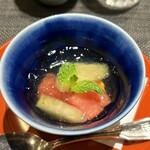 日本料理 なかのしま (リーガロイヤルホテル大阪) - デザート　本日のデザート (桃のコンポートゼリー)