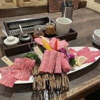 肉寿司 肉和食 KINTAN コレド室町 - 