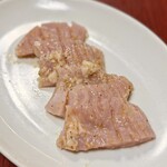 焼肉幸泉 - ミノ塩