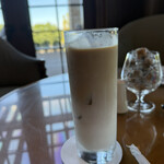 ラウンジ　ドルチェ - アイスカフェラテ