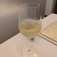 レストラン香味屋 - 白ワイングラス