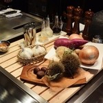 ステーキ 鉄板焼き Teppan&grill R - 店内の雰囲気