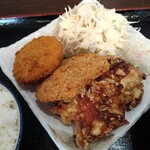とんから食堂 - 上からコロッケ、ハムカツ、から揚げ