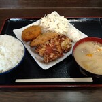 とんから食堂 - ミックスフライ定食