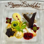 牛久シャトー レストラン - 料理写真:デザートプレートの一例です。(前日までのご予約制)