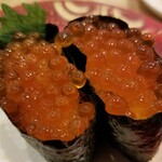 回転寿し トリトン - いくらとますいくら。