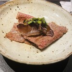 肉 希々 - 