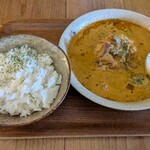 バナナカフェ - エビのダシ入りミルクスープカレー