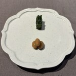 茶禅華 - 蜜汁叉燒の付け合わせ（ゴーヤ漬物・香辛料で炊いた大豆）