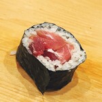 鮨 しゅん輔 - 鮪の中巻きです
