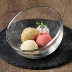 フェリーチェバジル - 