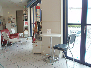 one two Skip photo 4