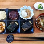 食堂 もちやかた - もち三昧定食