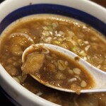 ラーメン 雷 東京本丸店 - 