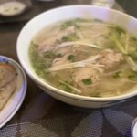 ハノイフォー - 鶏肉のフォーとバインミー