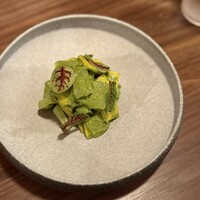 上六ワイン - イカのハラペーニョモホベルデ和え