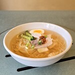 元祖 平壌冷麺屋 - 