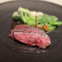 ベージュ アラン・デュカス 東京 - 