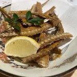 鰻と鶏 いしい - 鰻の骨