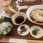 うどん屋 つなぐ - 