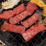 焼肉おうし座 - 