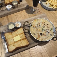 梅田 ワーフ - 具沢山シーフードのクリームグラタン