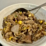 立呑み とだか - お土産に貰った「鴨と燻製キノコの炊き込みご飯」を自宅で。
      2025年8月28日