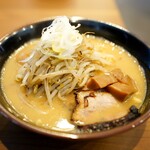 味噌らーめん屋 ちょりん - 料理写真:味玉味噌1130円