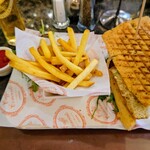 Caffè Concerto New Knightsbridge - 