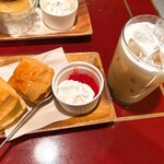 サモアール - スコーンセット