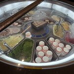 ライブキッチン COOKA - アイスコーナー　回ってます