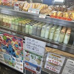 パンと牛乳の店 ミルクスタンド - 