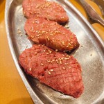 焼肉やっちゃん - 