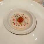 アルピーノ - ウニのロワイヤル　ベルモットの香るエミュルションソース